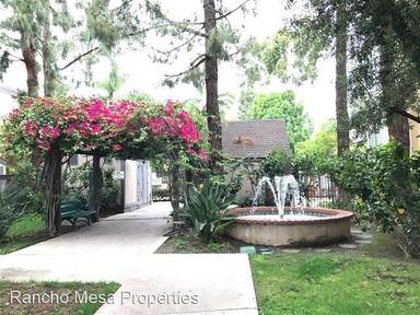 Main picture of 7940 Mission Center Ct