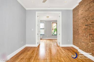 Main picture of 722 10th Ave