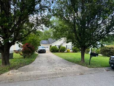 Main picture of 1112 Towne Square Ln