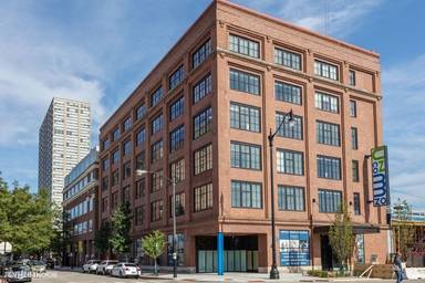 Main picture of 2101 S Wabash Ave