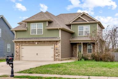 Main picture of 104 Sycamore Hill Dr
