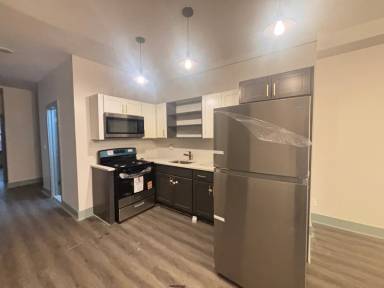 Main picture of 1607 John F Kennedy Blvd