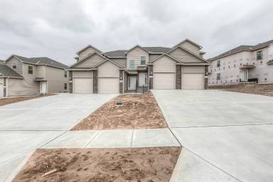 Main picture of 10526 Clubhouse Dr