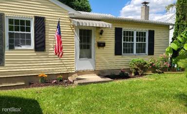 Main picture of 325 Saint James Ave