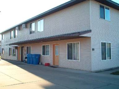 Main picture of 560 Main St
