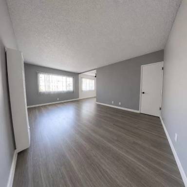 Main picture of 3843 Gibraltar Ave
