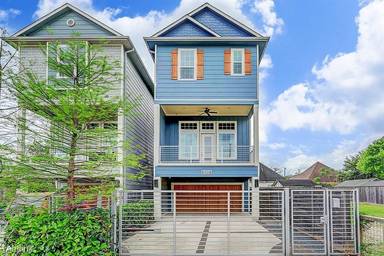Main picture of 1505 Everett St
