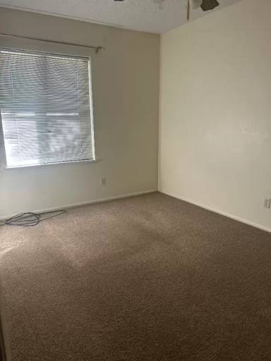 Main picture of 2601 N Kentucky Ave