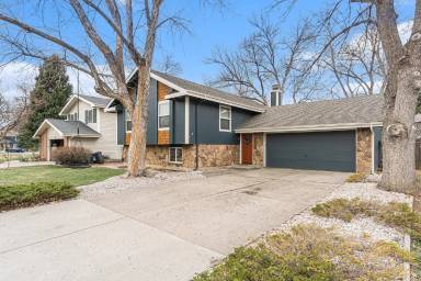 Main picture of 2213 Hiawatha Ct