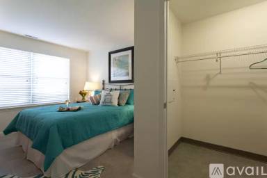 Main picture of 122 Gatehouse Dr