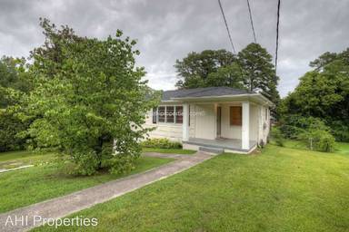 Main picture of 2237 5th St NE