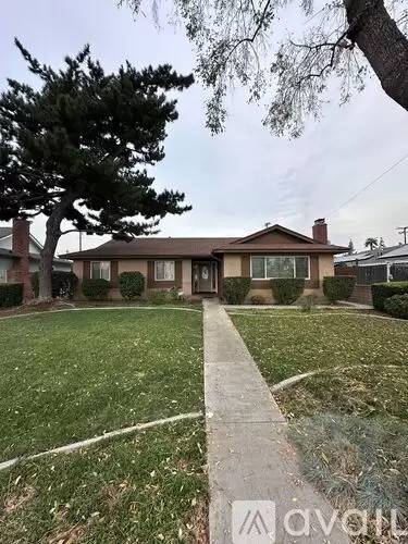 Main picture of 9882 Hampshire St