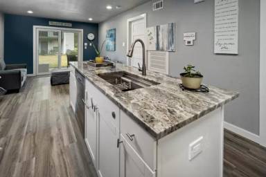 Main picture of Mishla place
