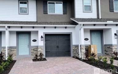 Main picture of 2811 Narcoossee Commons Way