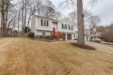 Main picture of 560 Indian Mill Ct