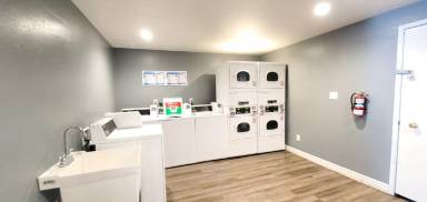 Main picture of 1010 Berrum Ln