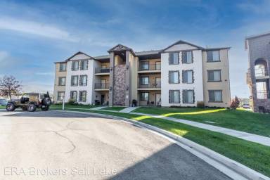 Main picture of Get Settled Before Fall