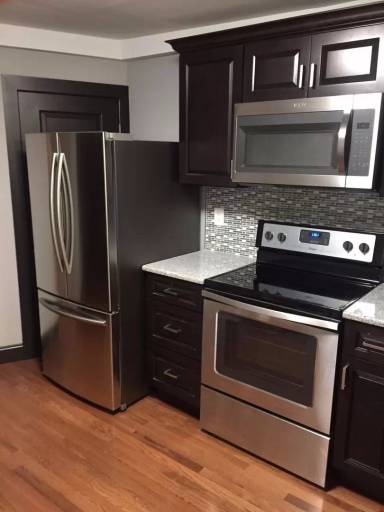Main picture of 136 E Main St