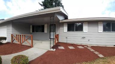 Main picture of 10102 109th Ave SW