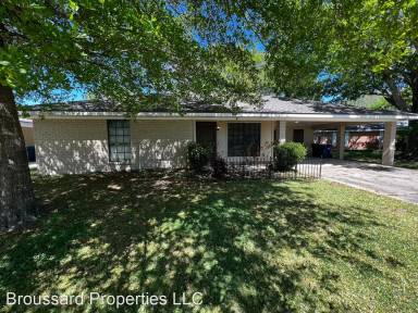 Main picture of 413 Quail Dr