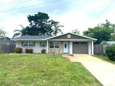 Main picture of 402 N Willow Ave