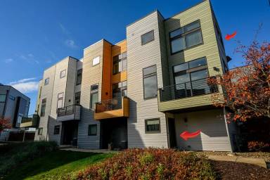 Main picture of 18875 Riversouth Trce