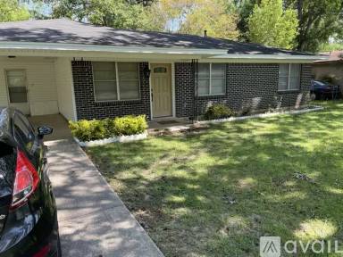 Main picture of 312 Walters St