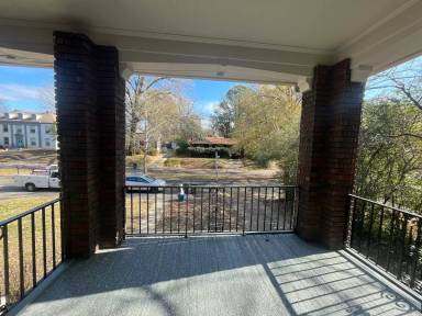 Main picture of 115 Stonewall - 3