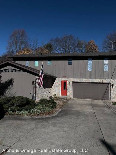 Main picture of 1630 Park Ave W