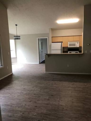 Main picture of 187 N Avenger Ln