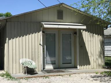 Main picture of 2017 1/2 Deming St