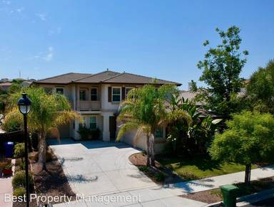 Main picture of 921 Augusta Dr