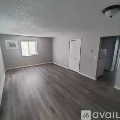 Main picture of 1200 Fruit St