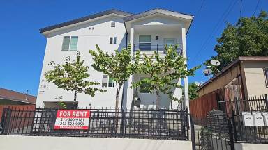Main picture of 3743 Lanfranco St