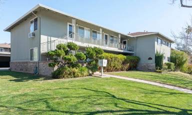 Main picture of 161 Towne Ter