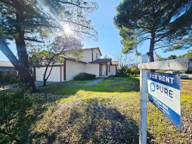 Main picture of 521 Sherry Dr