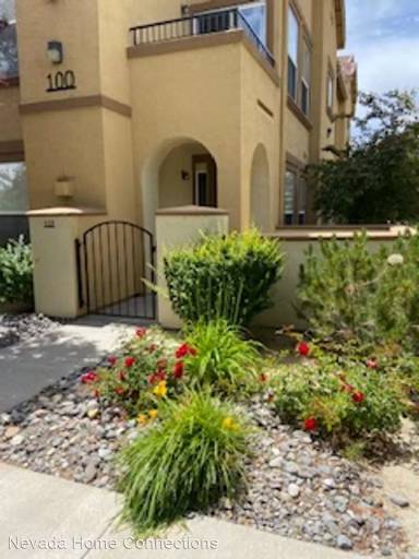Main picture of Fallen Leaf Condos