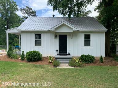 Main picture of 1108 Lakeview Dr