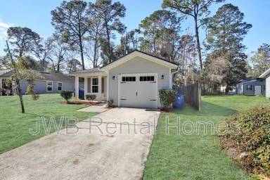 Main picture of 8964 3rd Ave