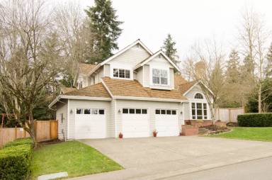 Main picture of 17603 NE 108th Way