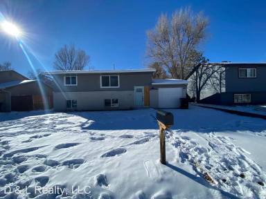 Main picture of 1160 Commanchero Dr