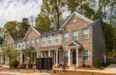 Main picture of 223 Hammersmith Trl NW