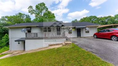 Main picture of 2412 Sandfort Rd