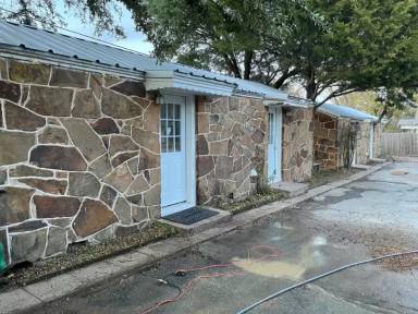 Main picture of 1201 E Wise St
