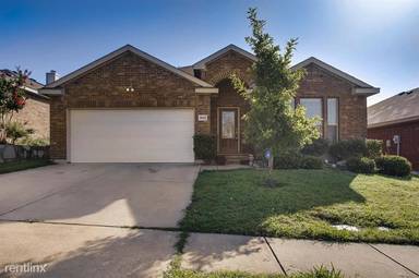 Main picture of 3632 Peacock Pl