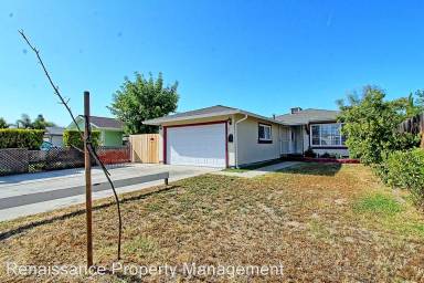 Main picture of 21 W Kavanagh Ave