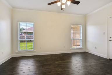 Main picture of 7668 Elmwood Dr