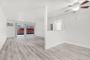 Main picture of 5818 Engle Rd