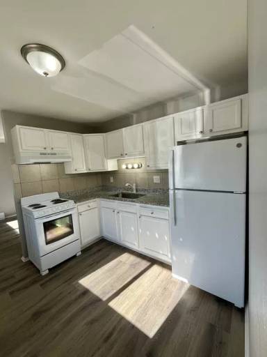 Main picture of 1760 Saint Johns Blvd