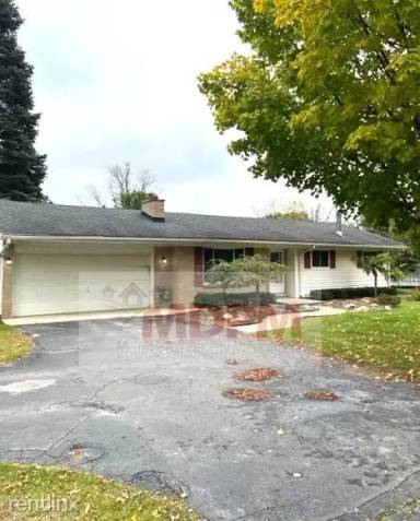 Main picture of 1701 Martindale